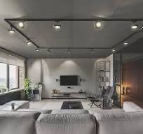 Alles über die vielseitige Beleuchtung mit Lampenschienen an der Decke